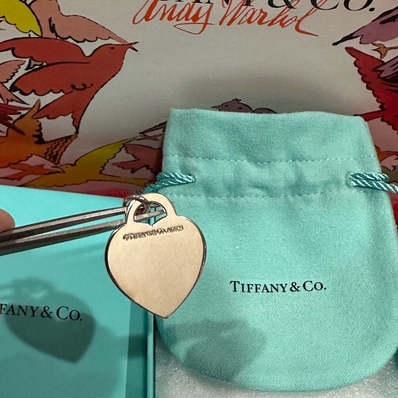 SOLD Authentic Tiffany & Co. retired large Heart Peace charm - Picture 5 of 9